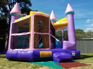 Dazzling 5-in-1 combo inflatable